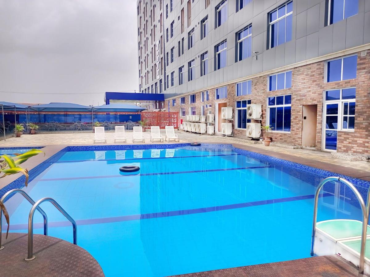 Swiss International Beland Hotel โอเวอร์รี ภายนอก รูปภาพ