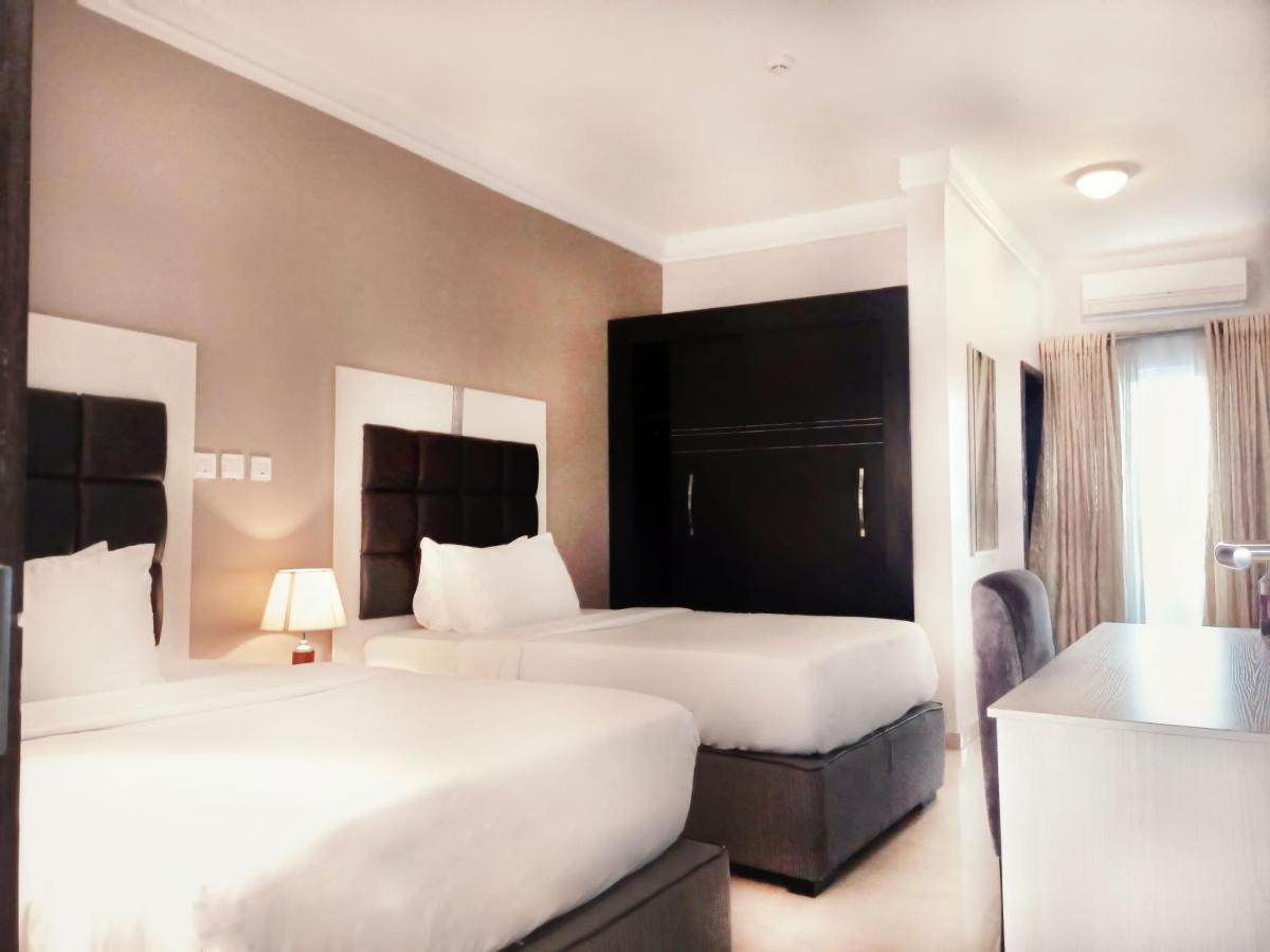 Swiss International Beland Hotel โอเวอร์รี ภายนอก รูปภาพ